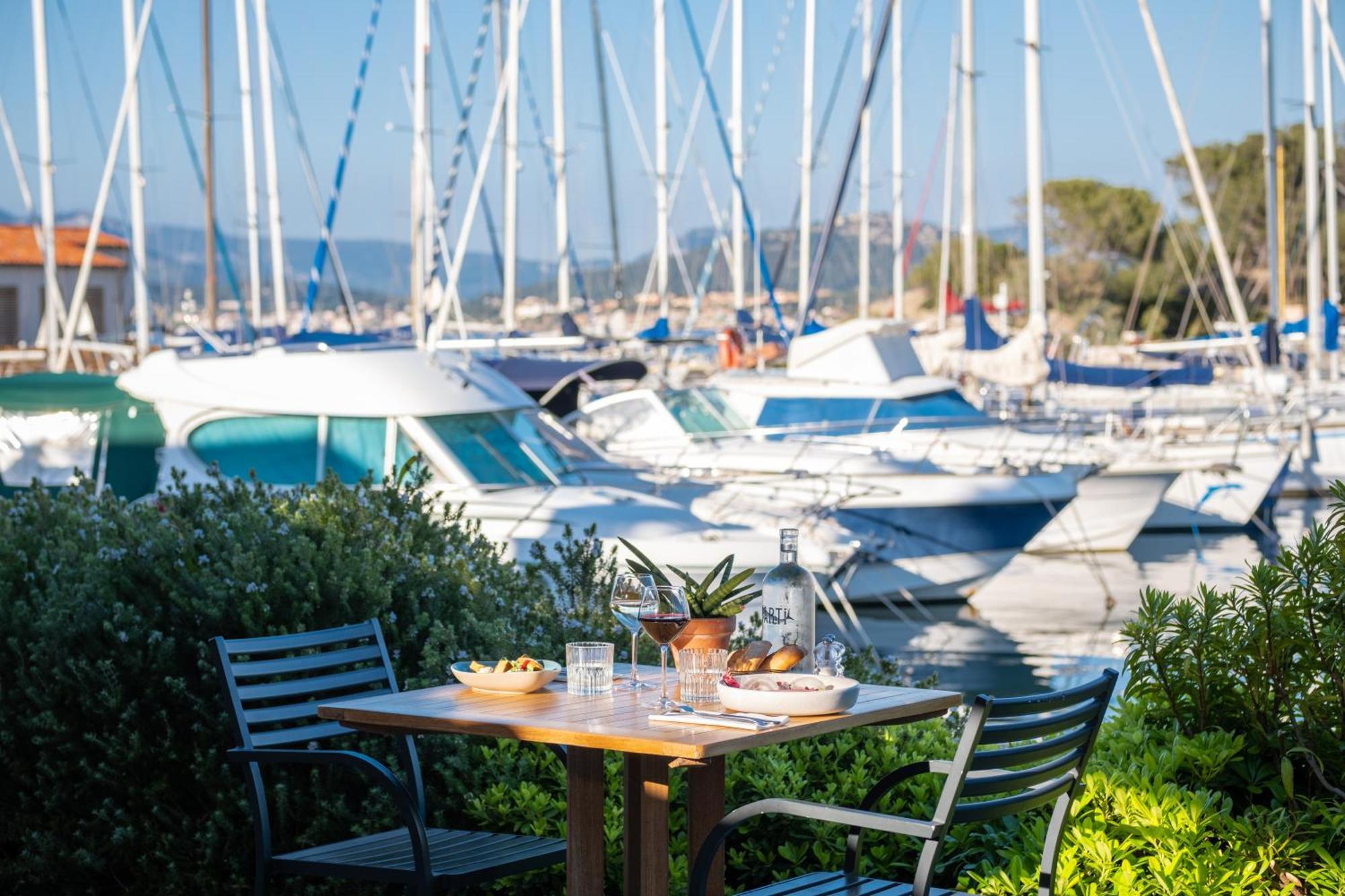 Hotel Helios & Spa - Ile Des Embiez Сі-Фур-ле-Плаж Екстер'єр фото