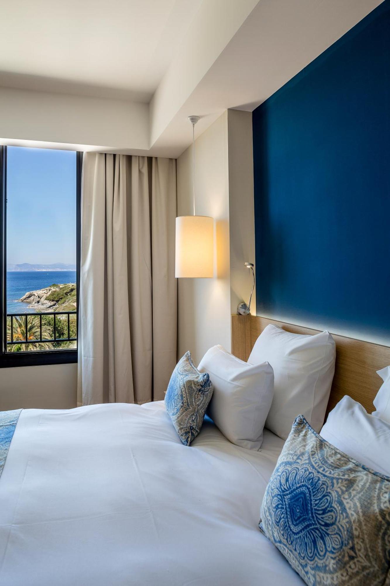 Hotel Helios & Spa - Ile Des Embiez Сі-Фур-ле-Плаж Екстер'єр фото