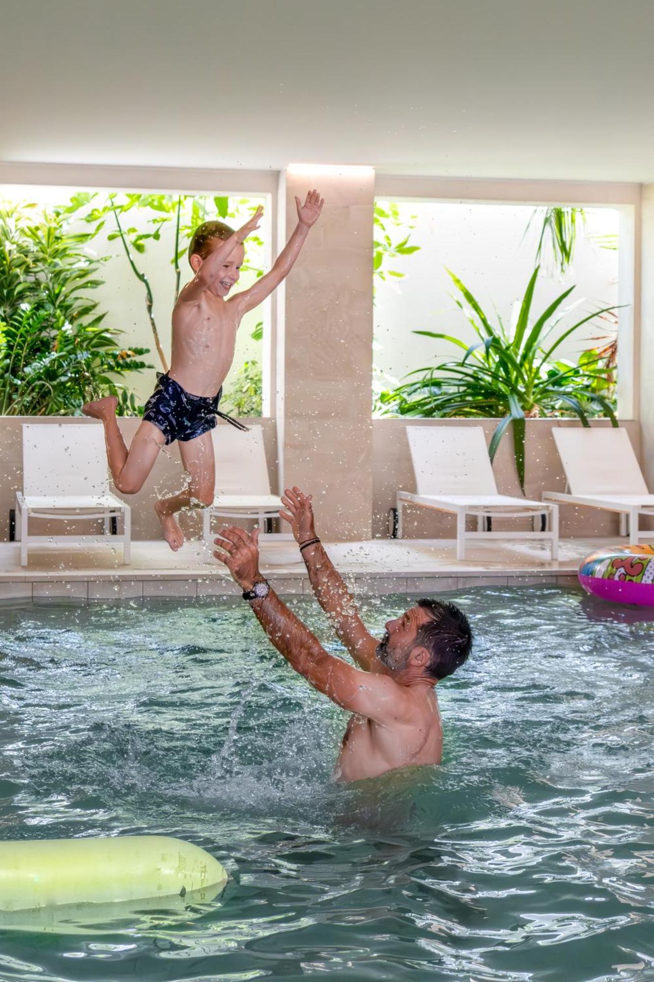 Hotel Helios & Spa - Ile Des Embiez Сі-Фур-ле-Плаж Екстер'єр фото